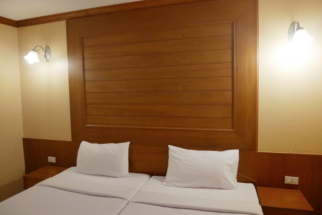 Baan Jpn Hotel 후아 힌 외부 사진